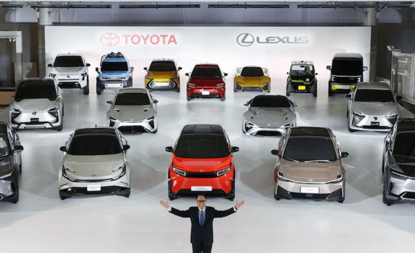 15 elbilar från Toyota och Lexus