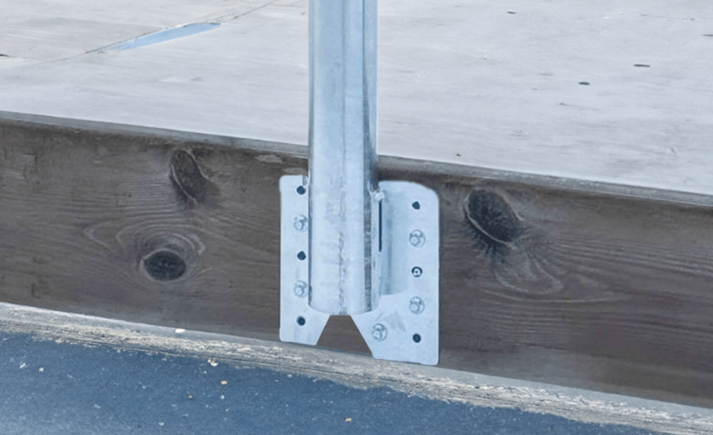 Rörfäste för parkeringsräcke – EVconnect